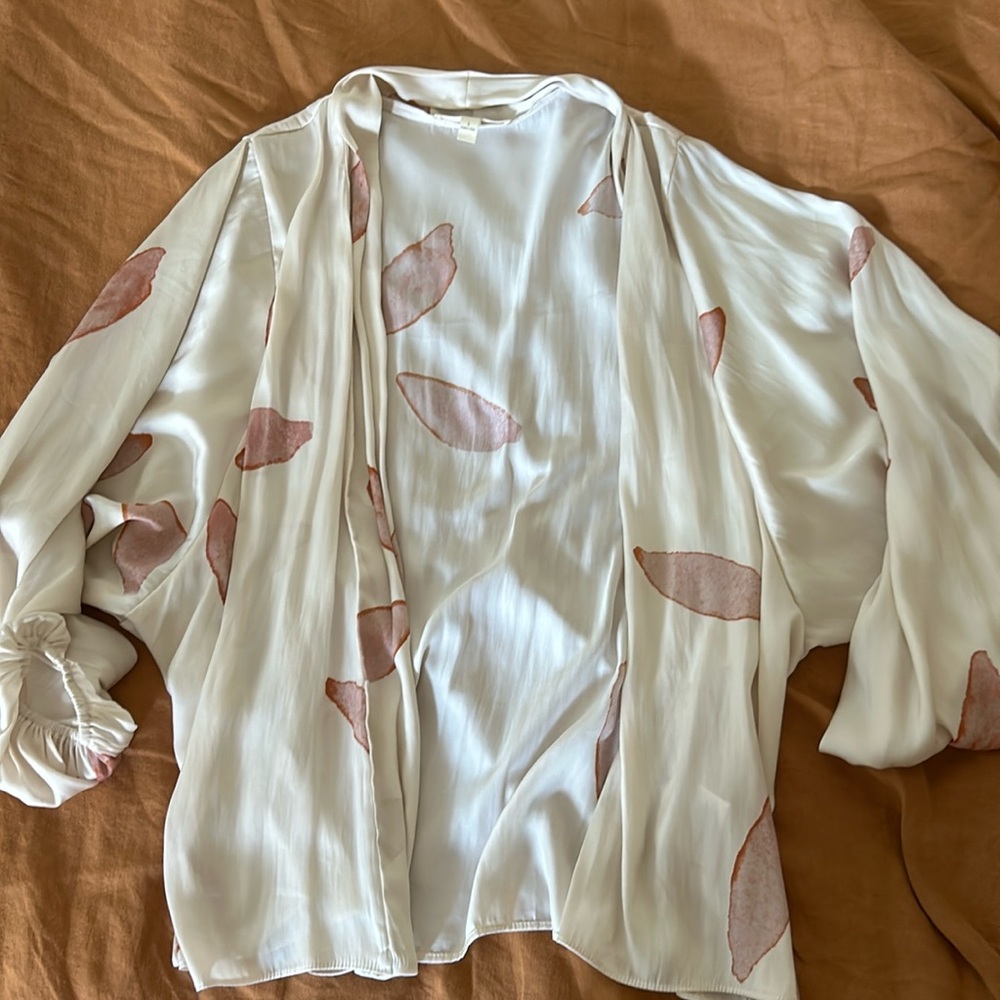 Silky floral cardigan